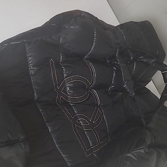 Winter jacket - Picture 2 of 2